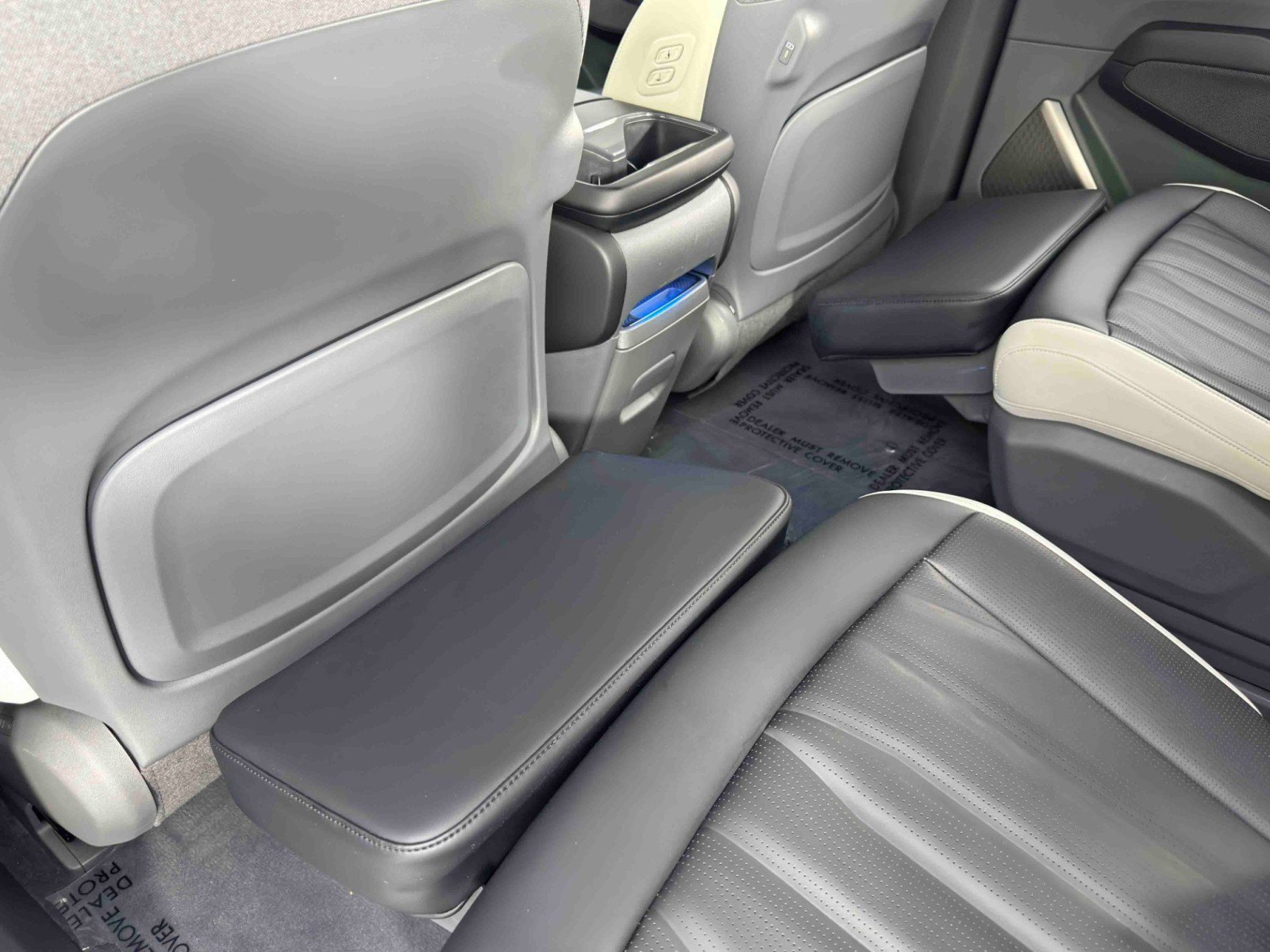 Used 2025 Kia EV9 GT-Line image 47