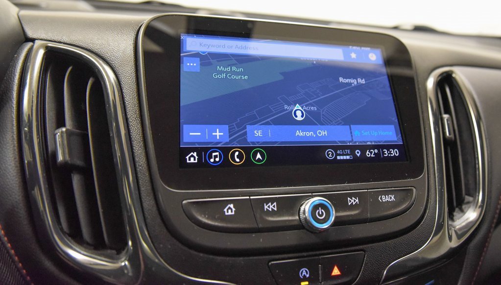 Used 2022 Chevrolet Equinox RS w/ RS Leather Package image 4