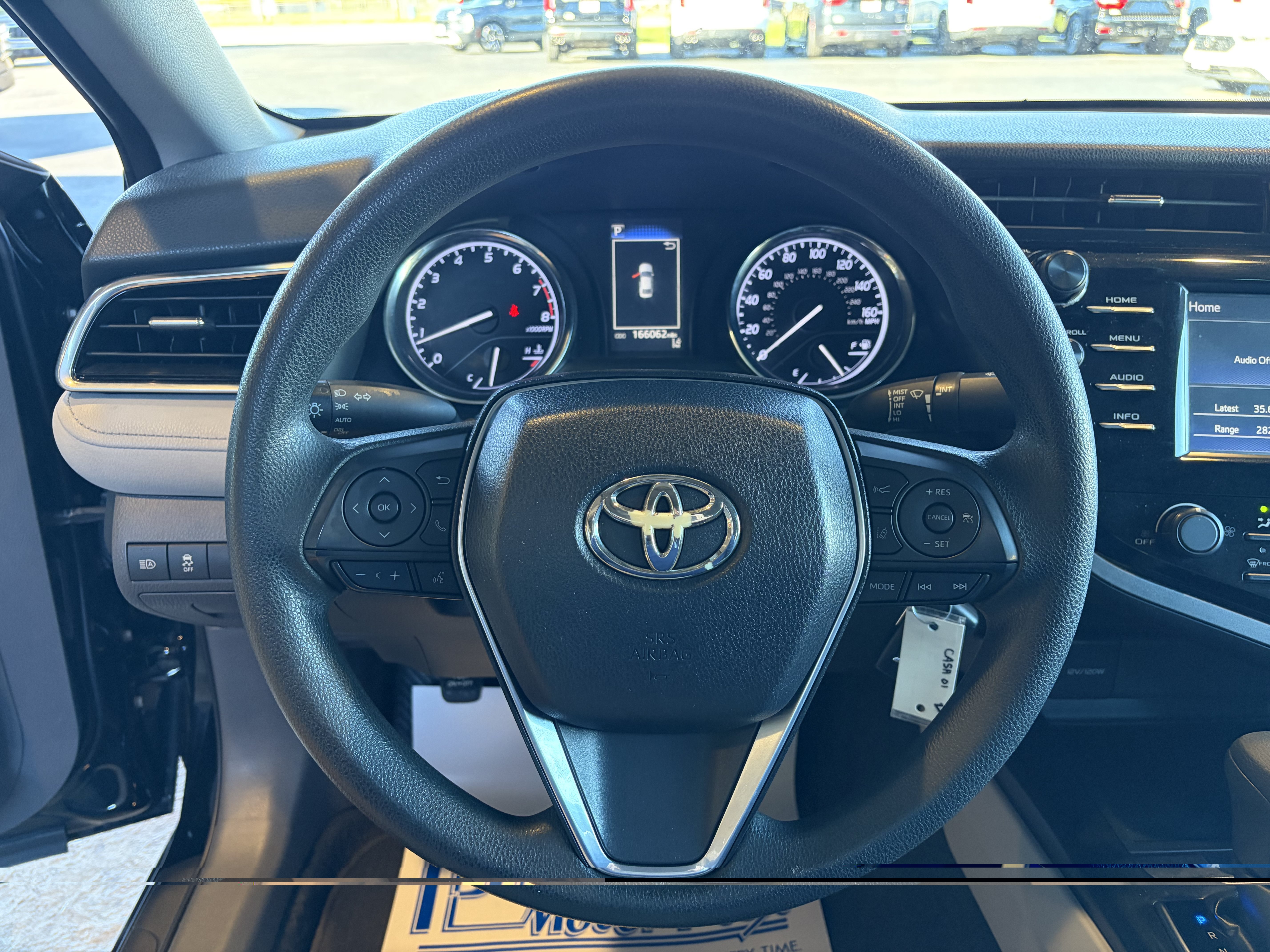 Used 2018 Toyota Camry LE FWD image 13