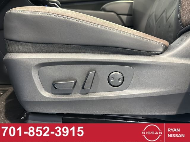 New 2026 Nissan Pathfinder Platinum image 36