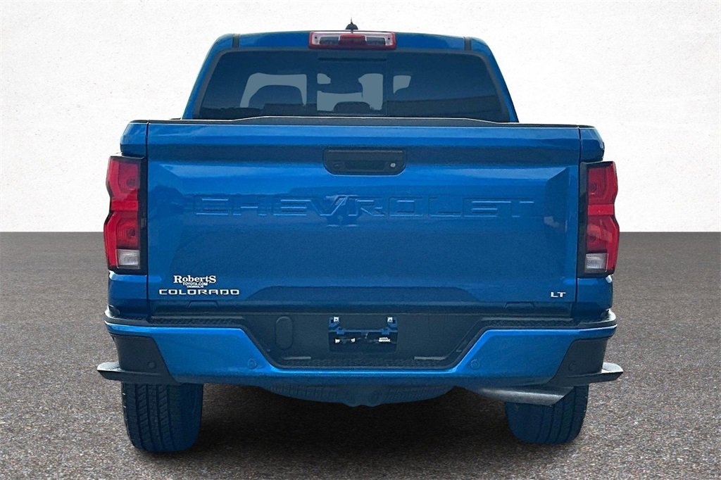 Used 2024 Chevrolet Colorado LT w/ LT Convenience Package III image 6