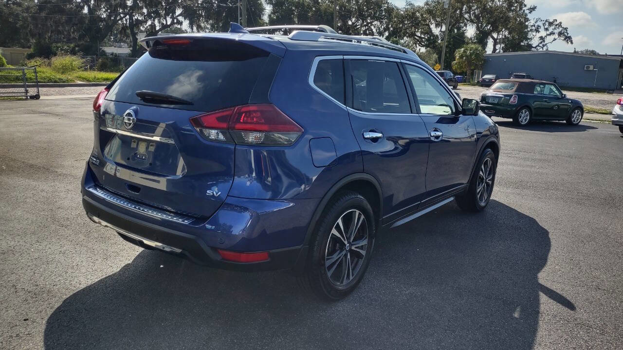 Used 2019 Nissan Rogue SV w/ Premium Package image 4