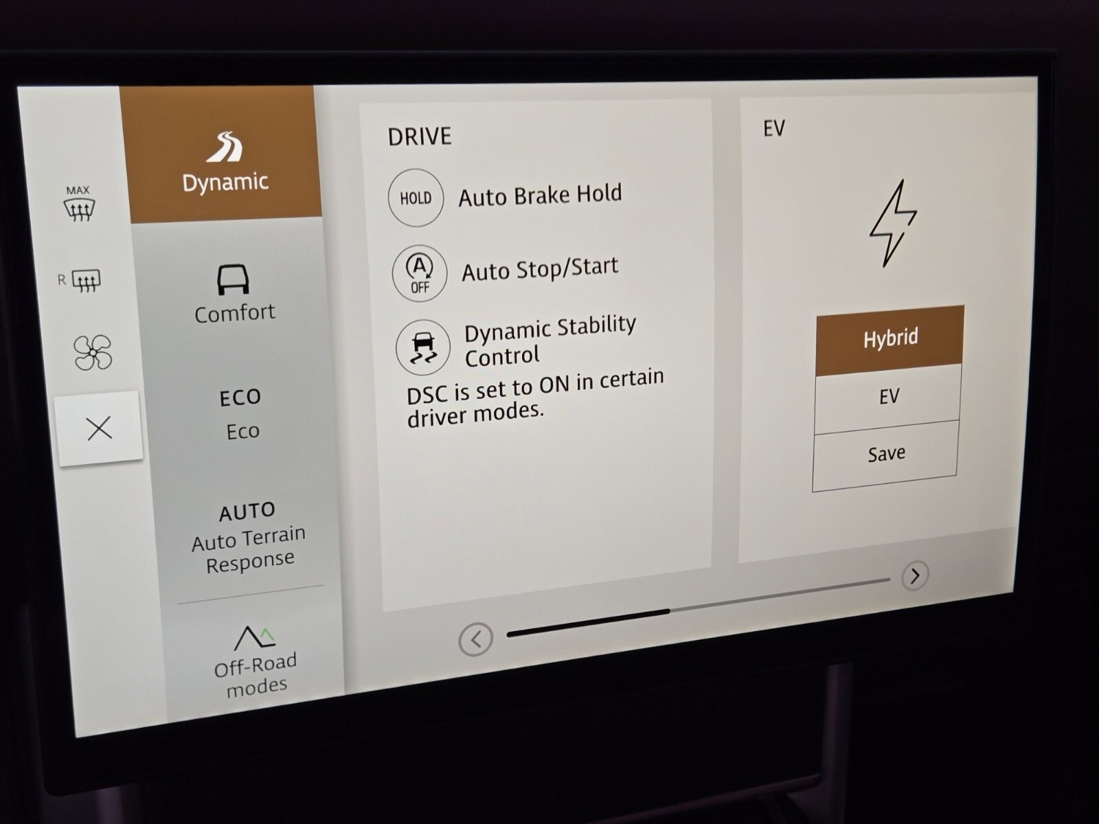 New 2025 Land Rover Range Rover SE image 31