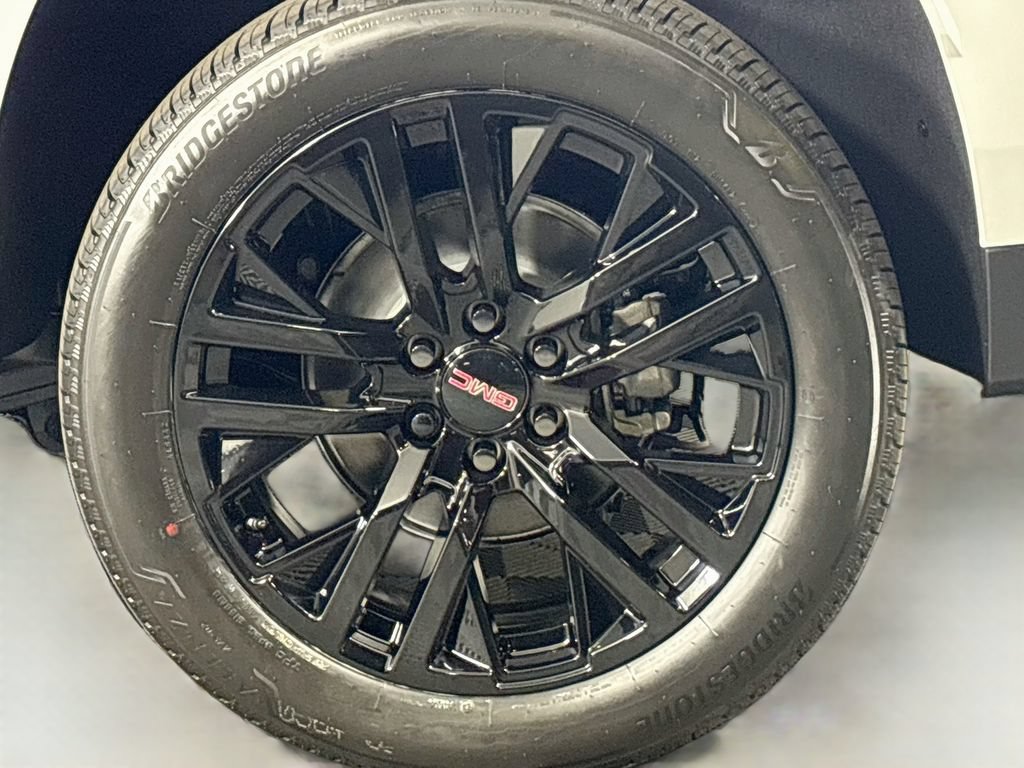 New 2026 GMC Yukon XL Denali AWD/4WD image 32