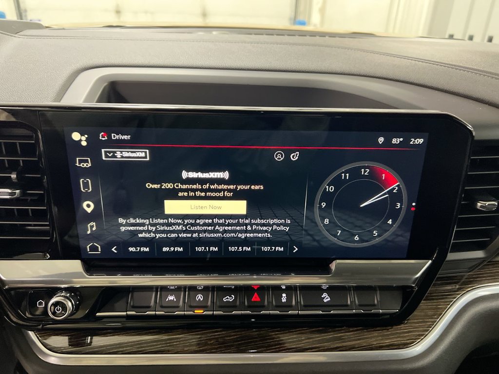 Used 2022 GMC Sierra 1500 Elevation AWD/4WD image 14