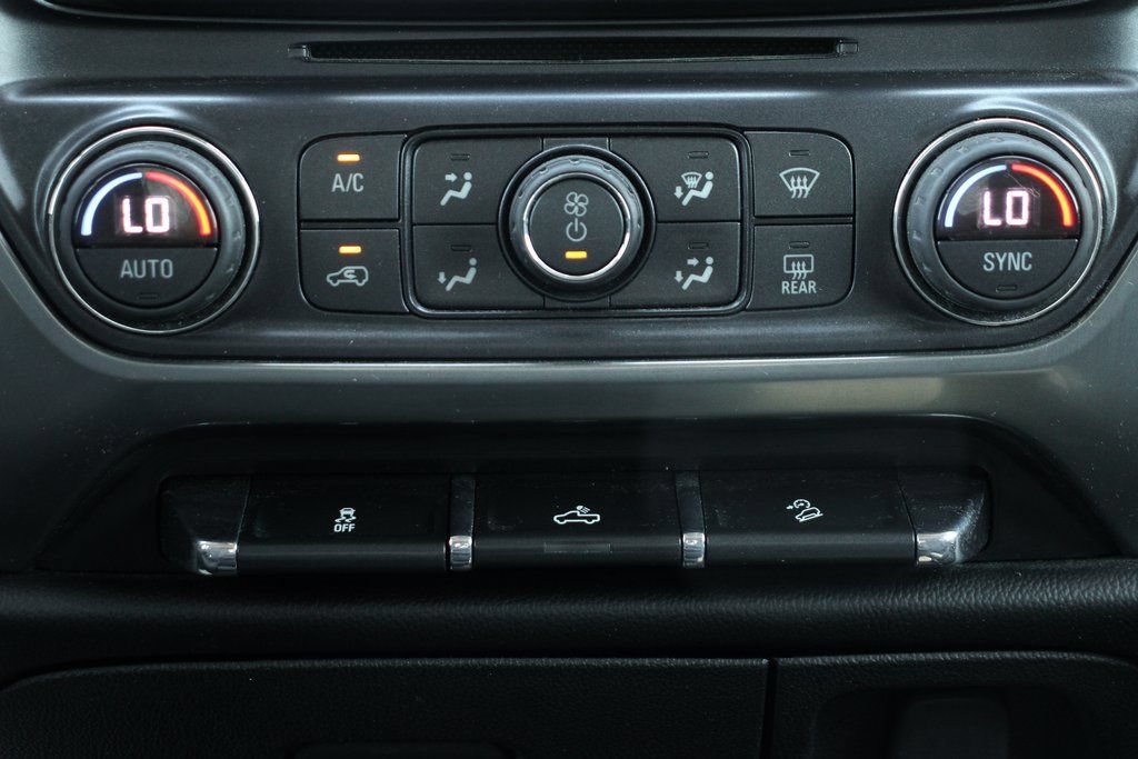 Used 2018 Chevrolet Silverado 1500 LT w/ Texas Edition AWD/4WD image 30