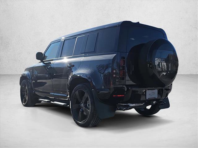 Used 2025 Land Rover Defender 110 X-Dynamic SE image 7