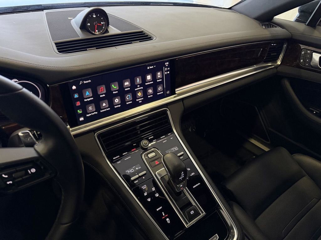 Certified 2023 Porsche Panamera 4S AWD/4WD image 18