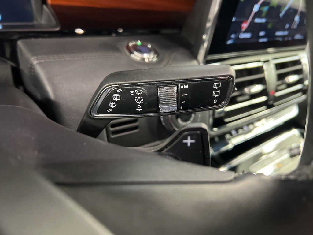 Used 2020 Lincoln Navigator Reserve w/ Luxury Package image 23