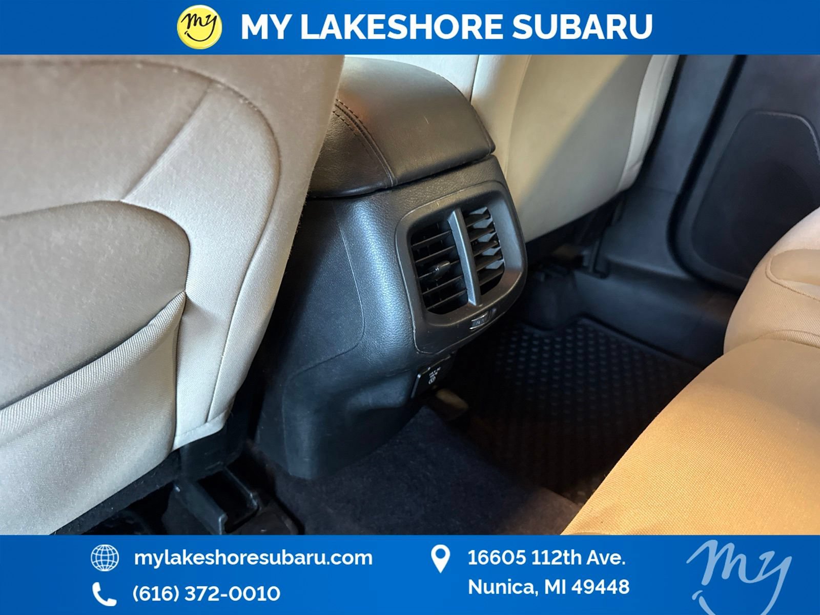 Used 2018 Jeep Cherokee Latitude AWD/4WD image 31