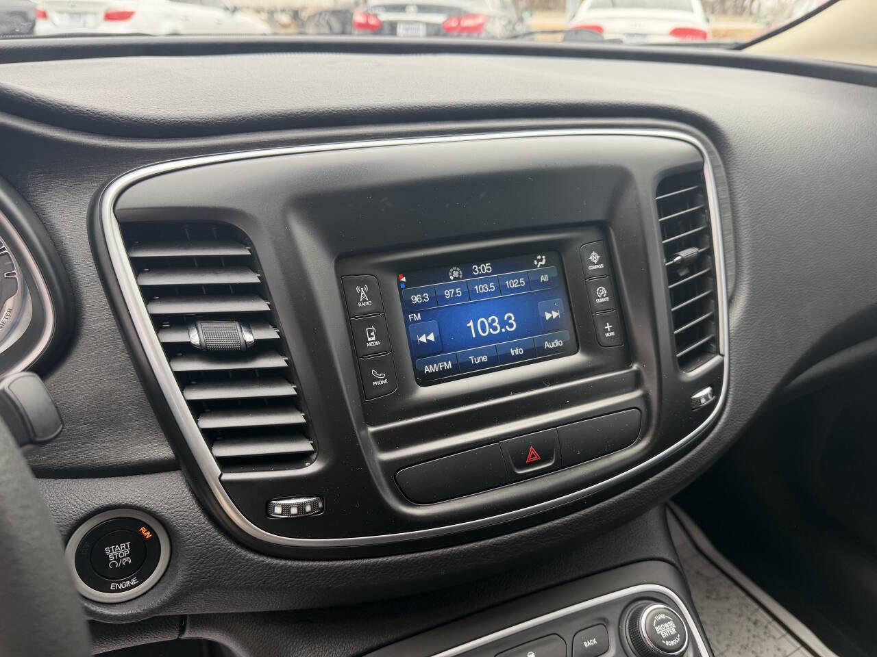 Used 2016 Chrysler 200 Limited image 13