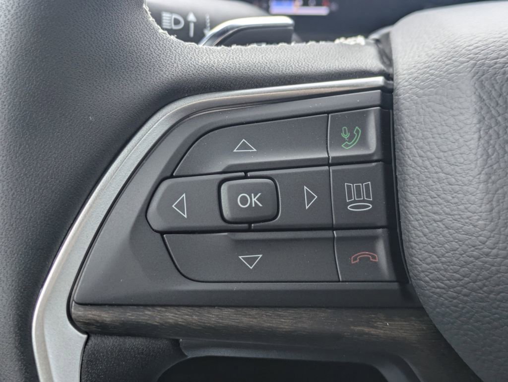 New 2026 Jeep Grand Cherokee Altitude RWD image 26