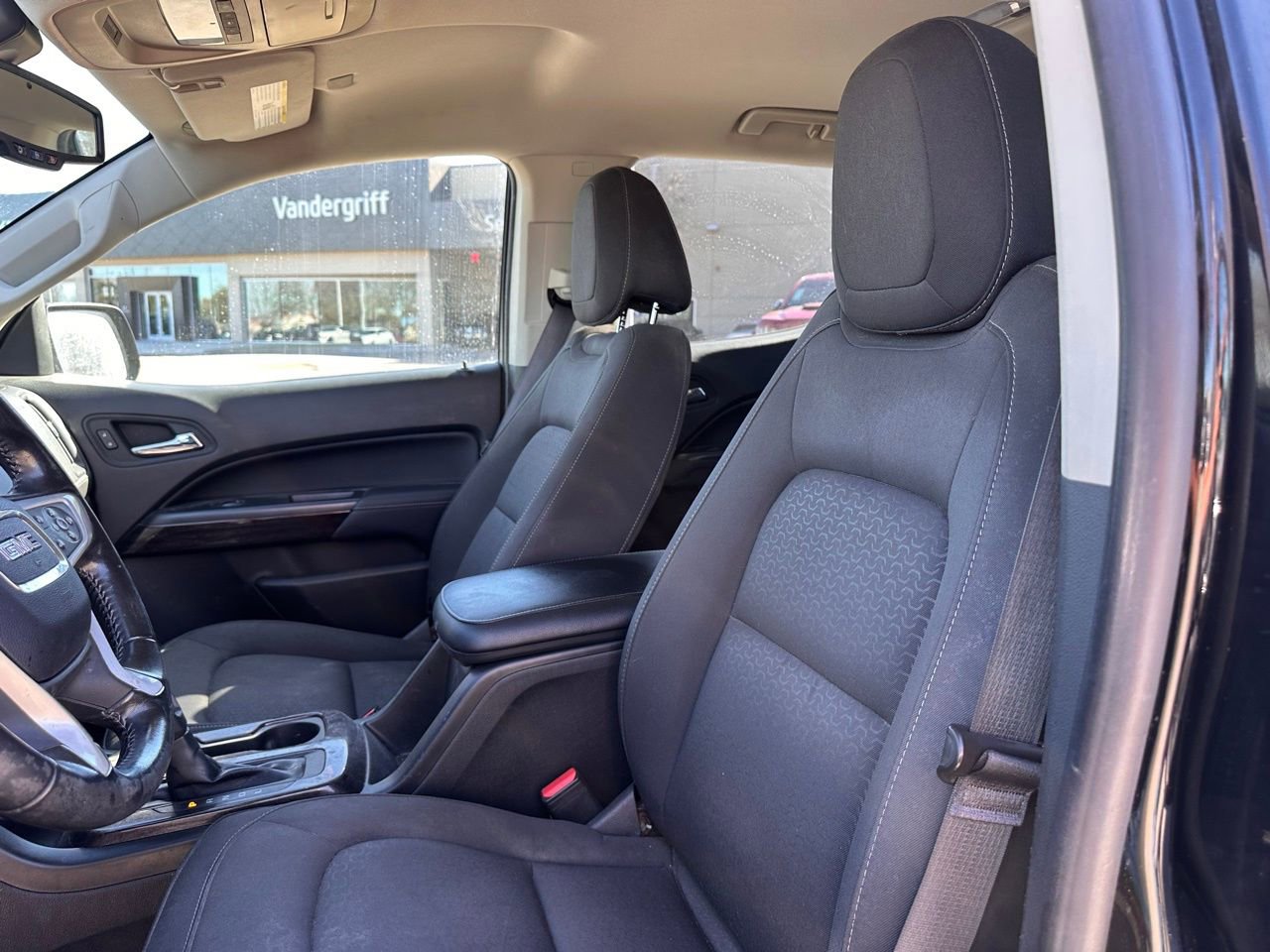 Used 2019 GMC Canyon SLE w/ Elevation Edition image 17