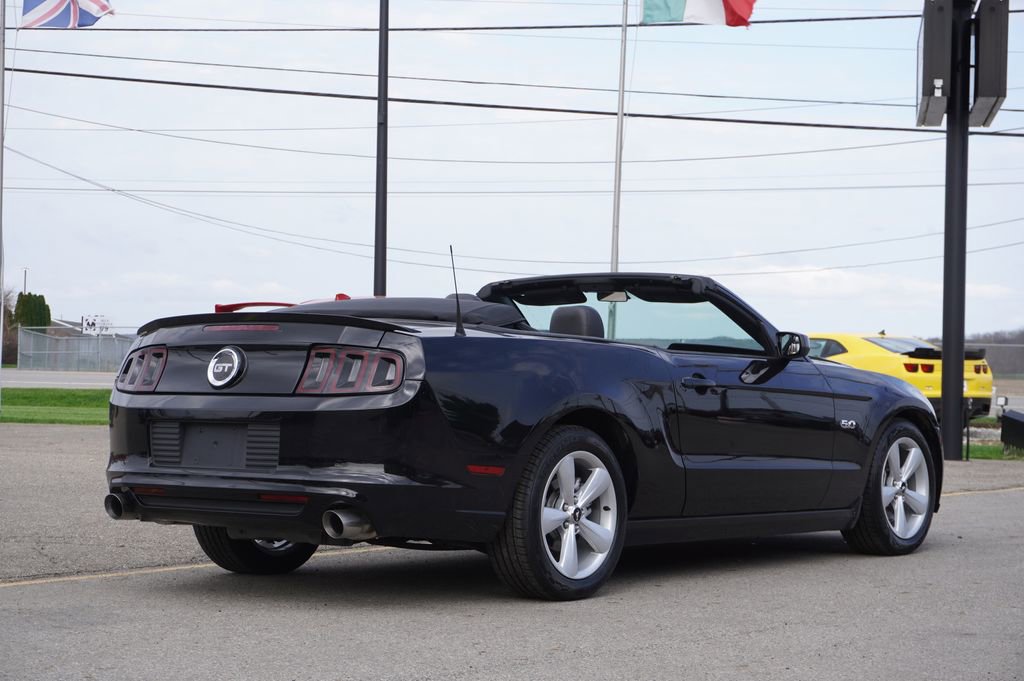 Used 2013 Ford Mustang GT image 7