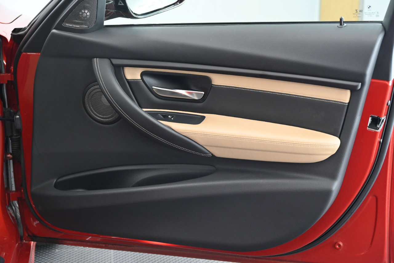 Used 2017 BMW M3 image 25