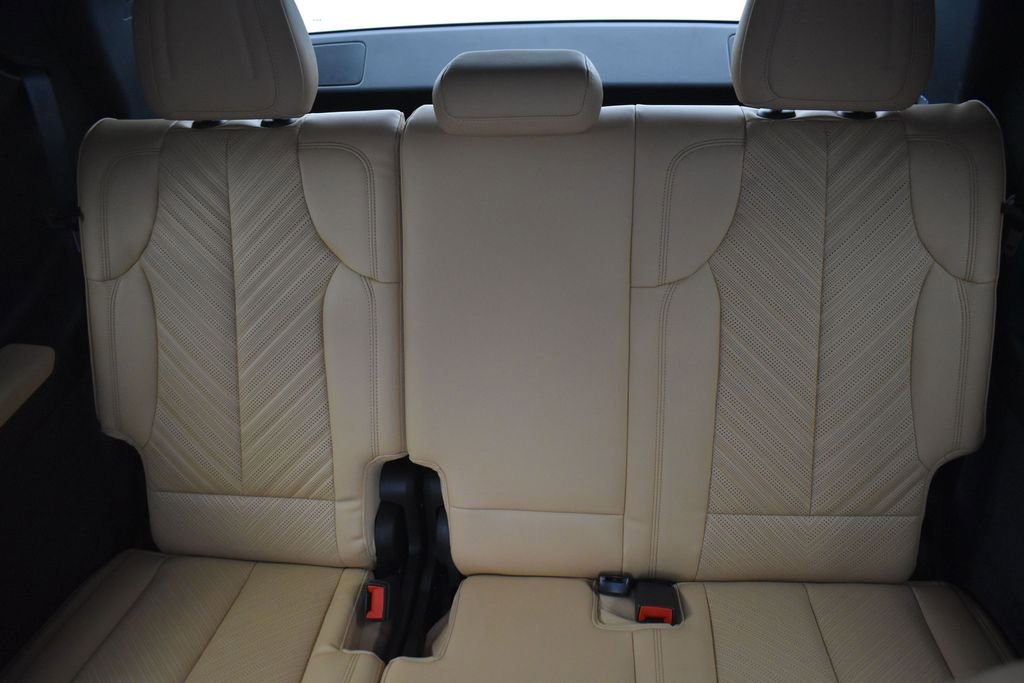 Used 2025 Cadillac Escalade IQ Sport 2 AWD/4WD image 30