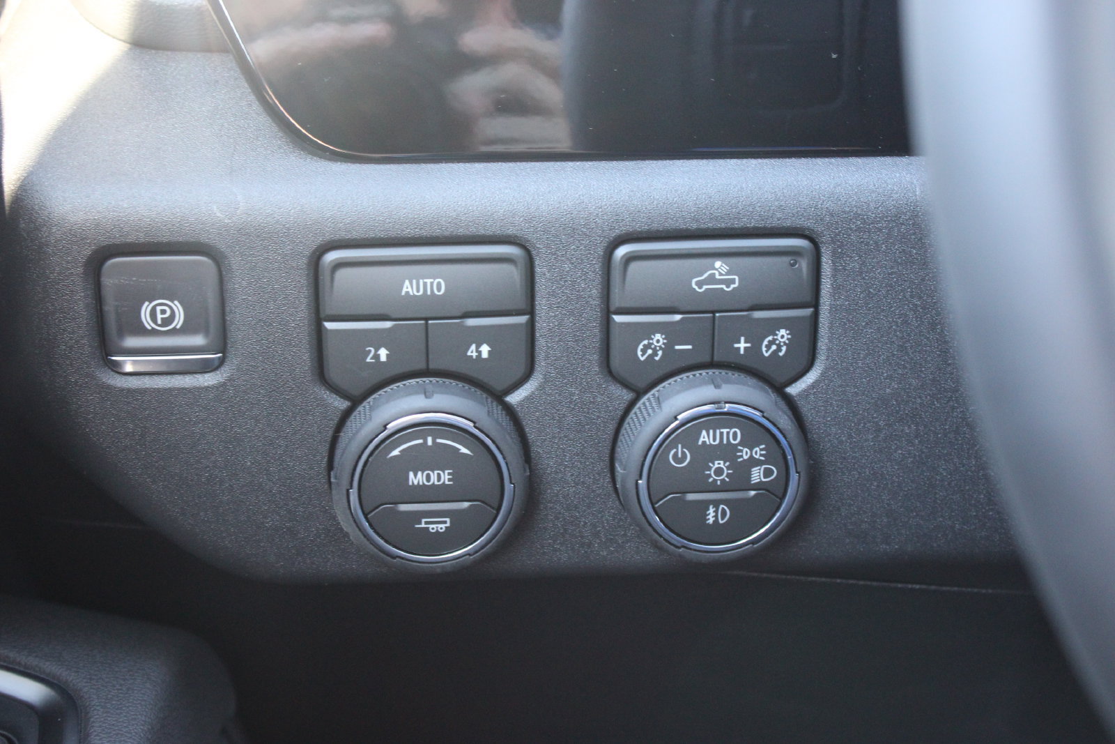 New 2026 Chevrolet Silverado 1500 RST w/ RST Select Package AWD/4WD image 22