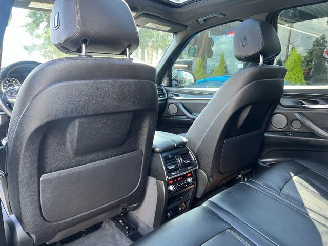 Used 2018 BMW X5 xDrive35i w/ M Sport Package AWD/4WD image 22