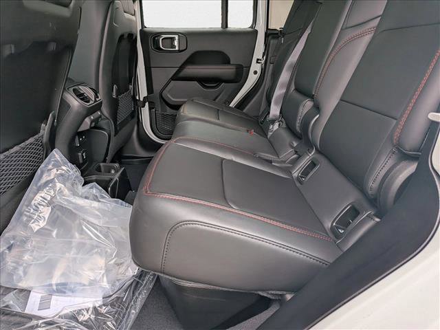 New 2025 Jeep Gladiator Rubicon w/ Convenience Group image 18