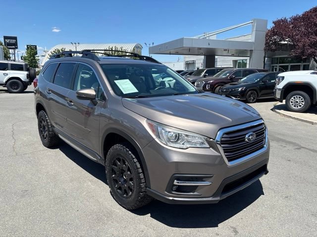 Used 2021 Subaru Ascent Limited w/ Technology Package AWD/4WD image 3