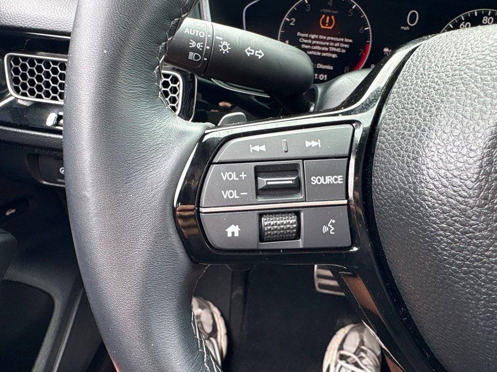 Used 2025 Honda Civic Sport image 19