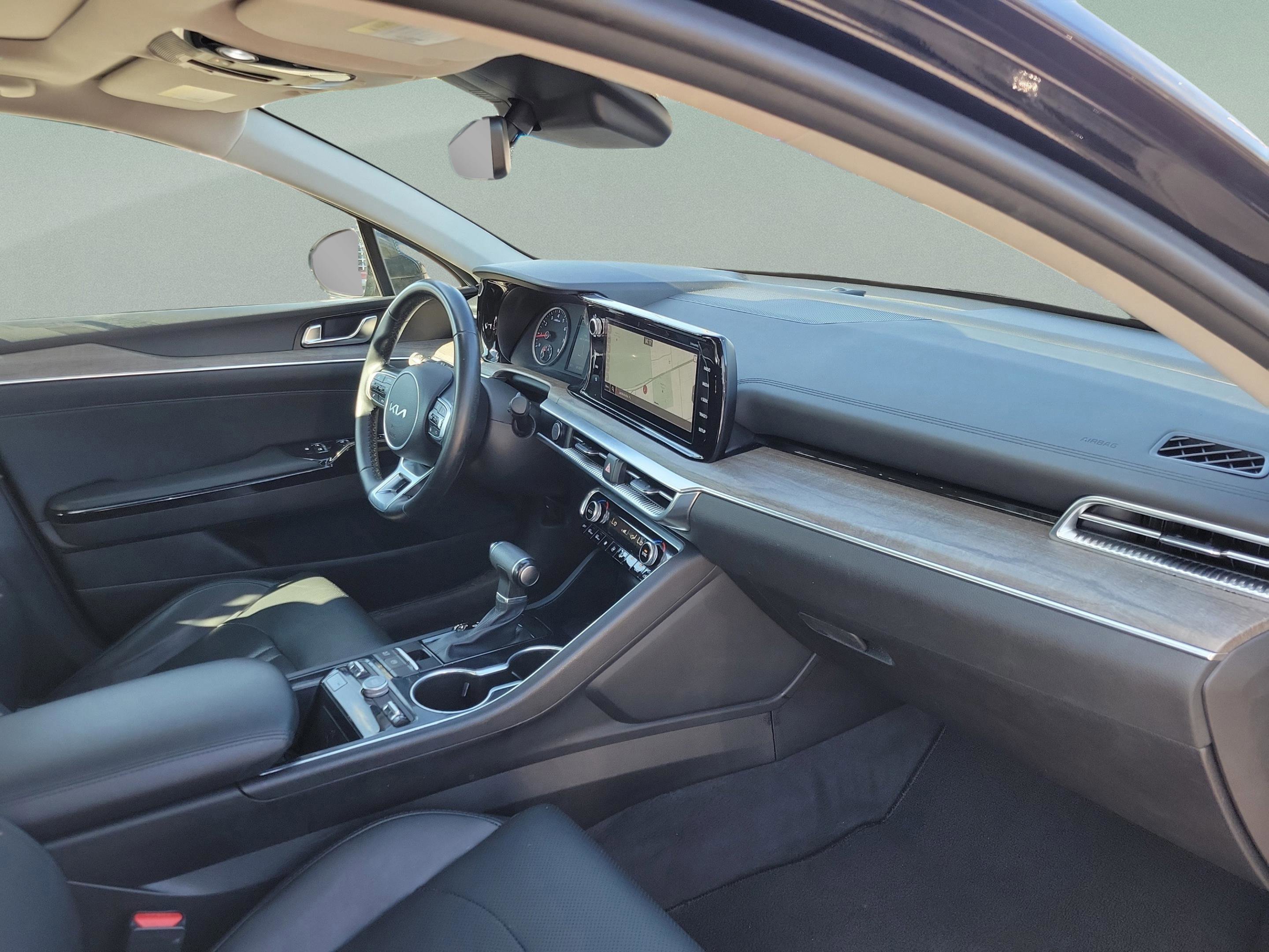 Used 2023 Kia K5 EX image 9