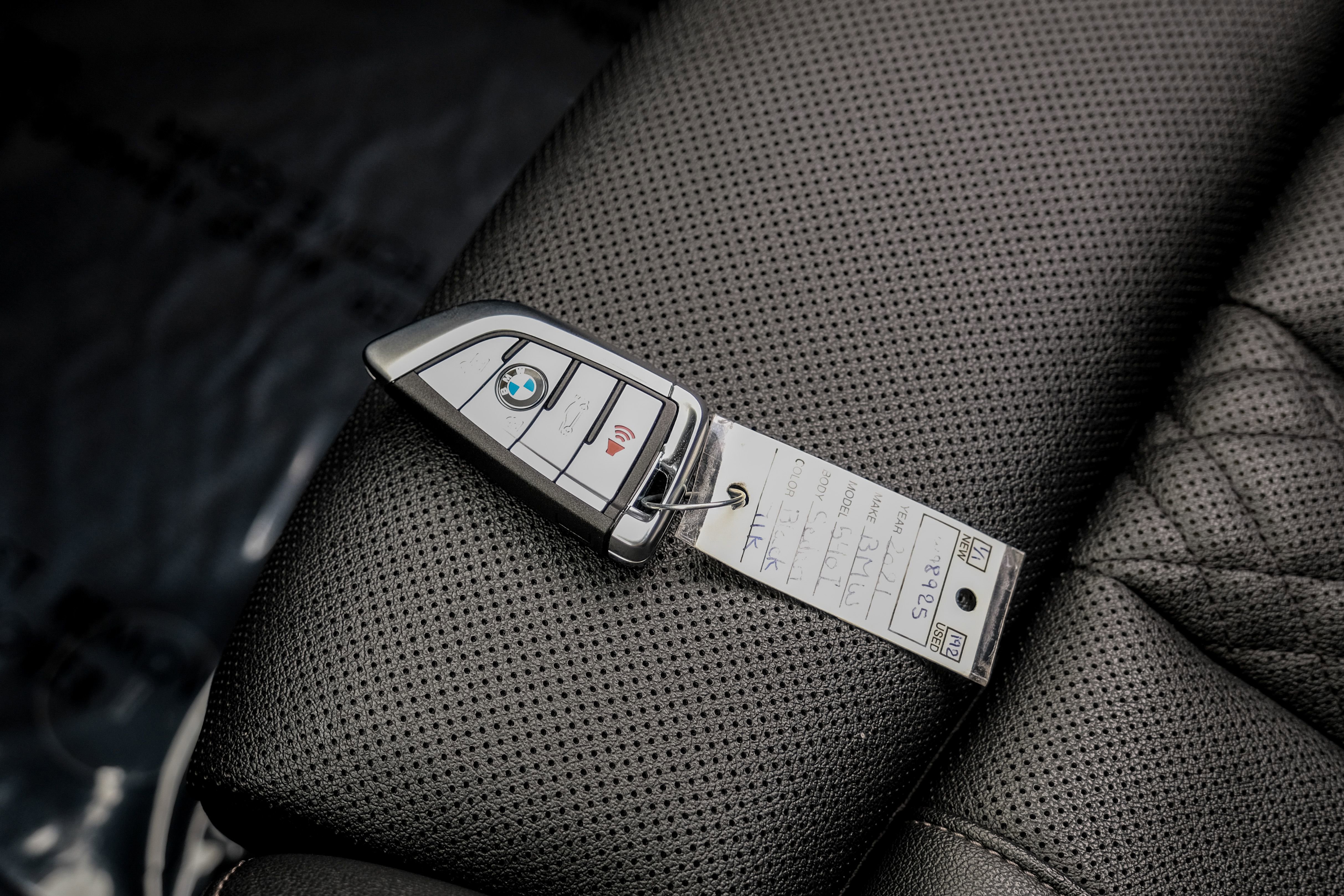 Used 2021 BMW 540i w/ Convenience Package image 56