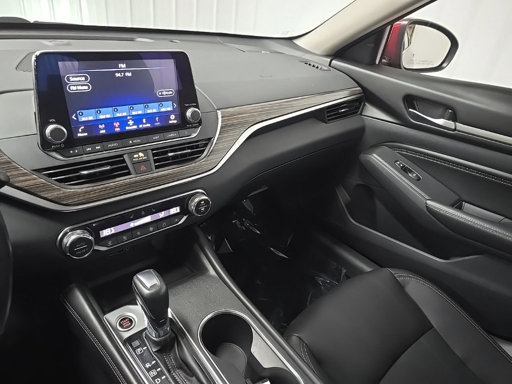 Used 2019 Nissan Altima 2.5 Platinum image 26