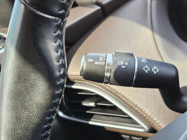 Used 2019 Jaguar F-PACE Prestige image 23