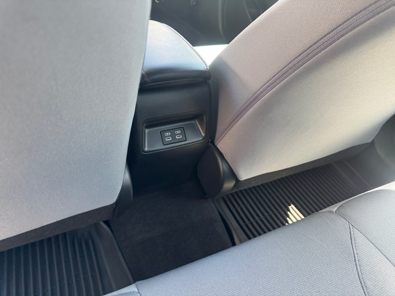 Certified 2025 Toyota Corolla SE AWD/4WD image 32