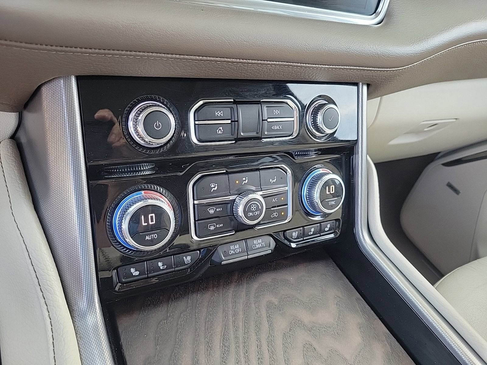 Used 2023 GMC Yukon Denali AWD/4WD image 23