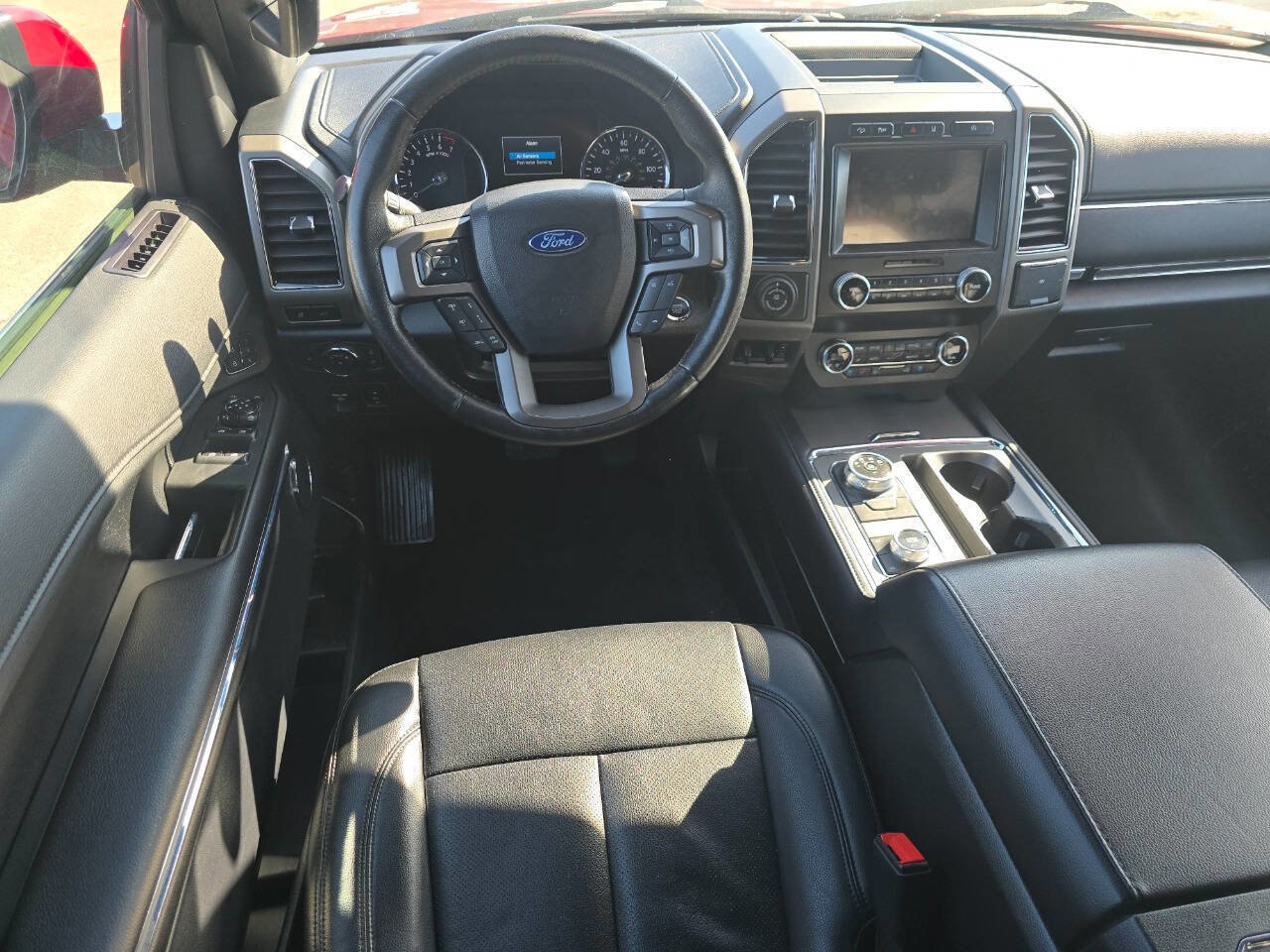 Used 2019 Ford Expedition Max XLT w/ Equipment Group 202A image 10