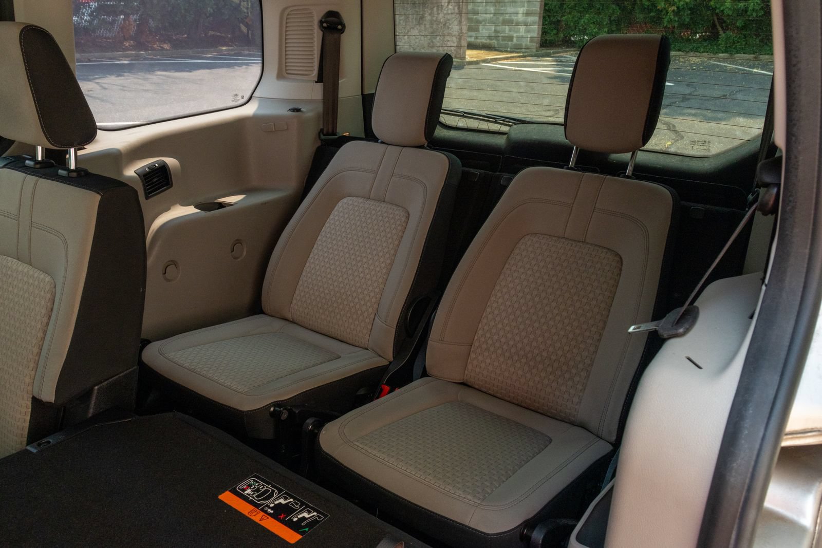 Used 2022 Ford Transit Connect XLT FWD image 4