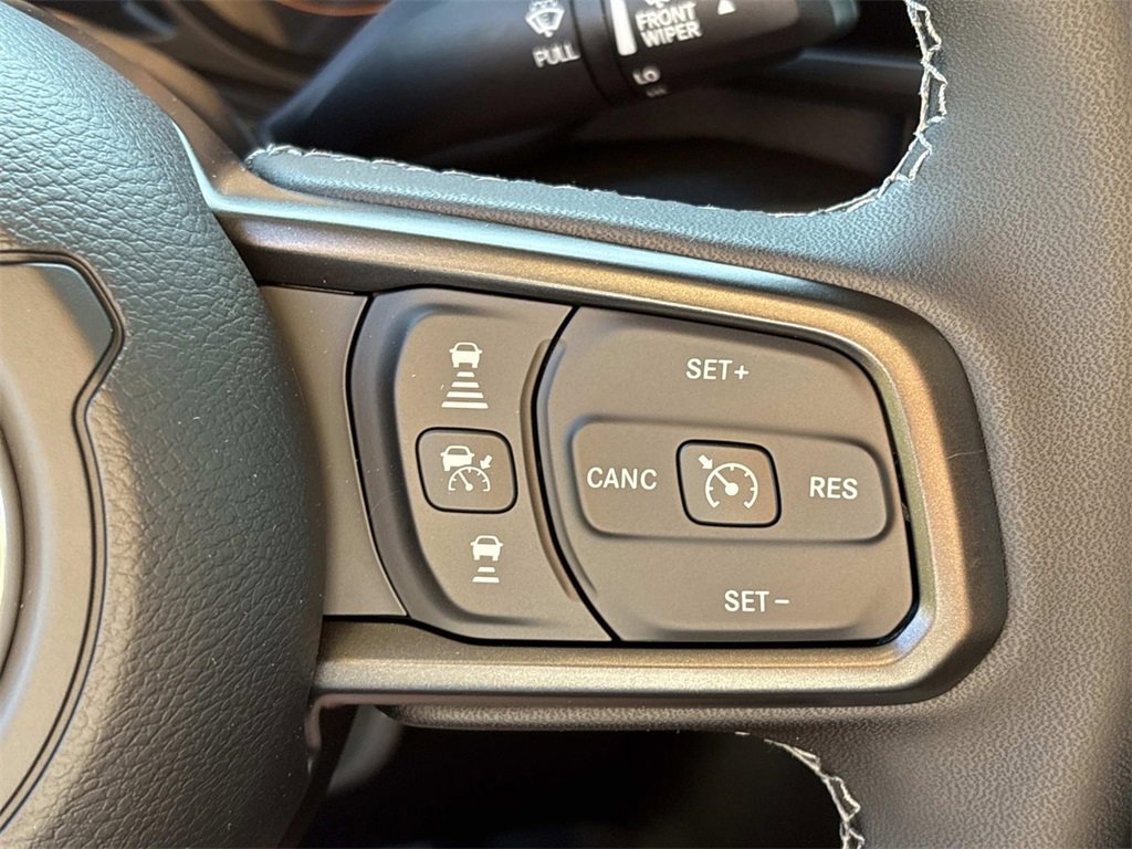 New 2025 Jeep Gladiator Sport image 26