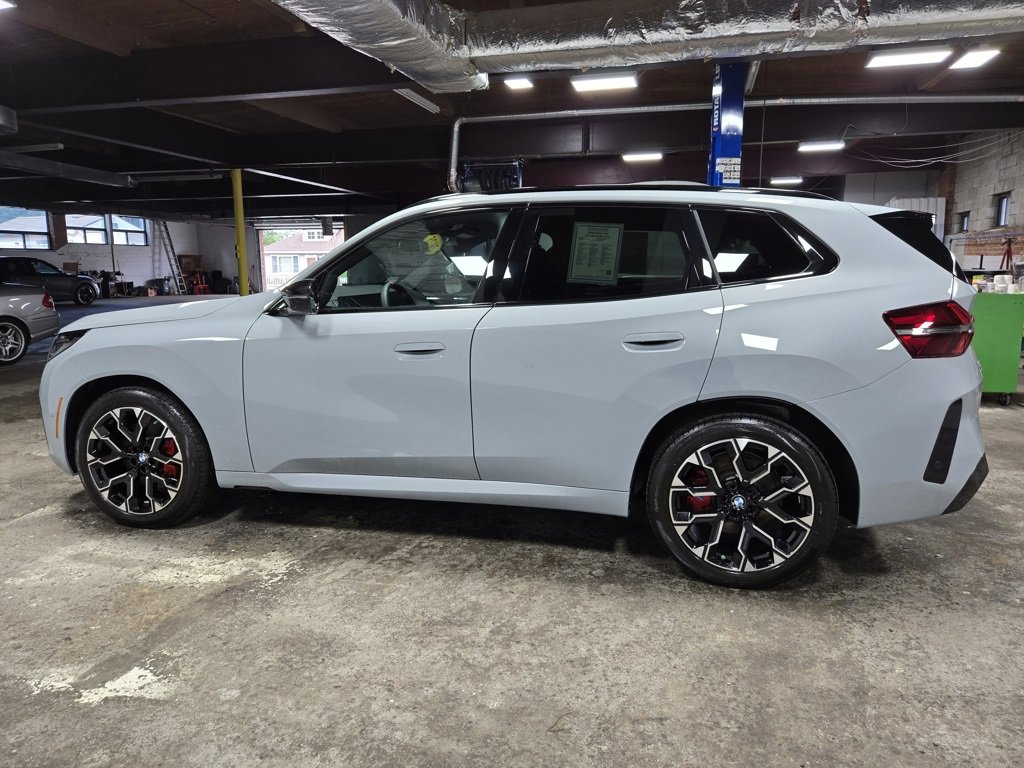 Used 2025 BMW X3 M50 w/ Premium Package image 2