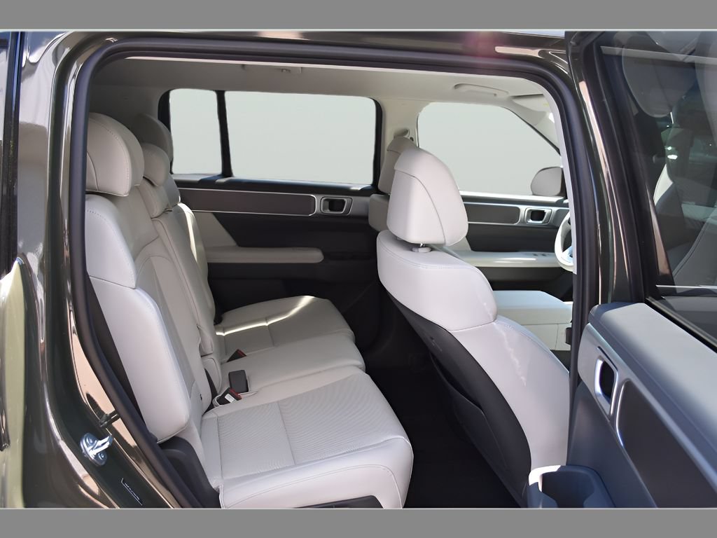 New 2026 Hyundai Santa Fe SEL FWD image 16