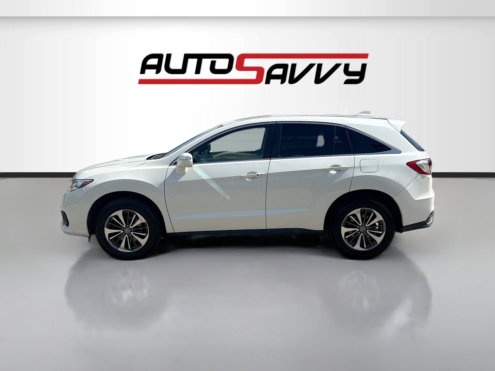 Used 2018 Acura RDX w/ Advance Package AWD/4WD image 4