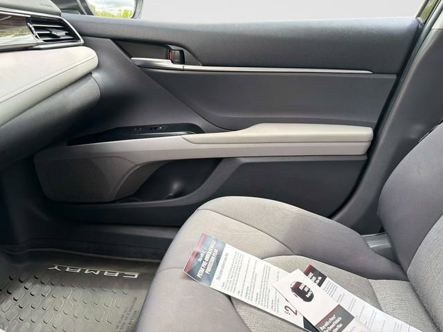 Used 2020 Toyota Camry LE FWD image 20