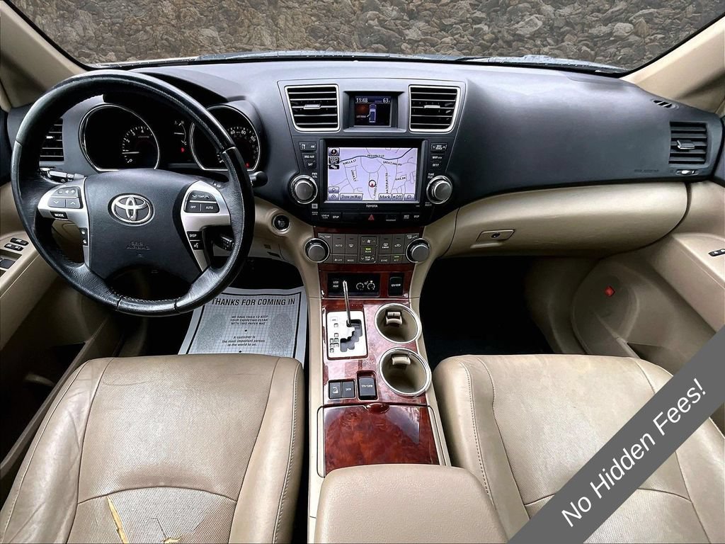 Used 2012 Toyota Highlander Limited w/ Tow Pkg AWD/4WD image 13