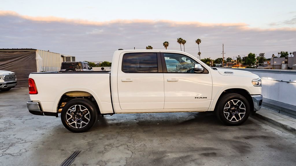 Used 2026 RAM 1500 Laramie AWD/4WD image 12