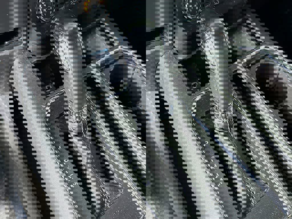 Certified 2019 Ford F150 XLT w/ Equipment Group 302A Luxury image 19