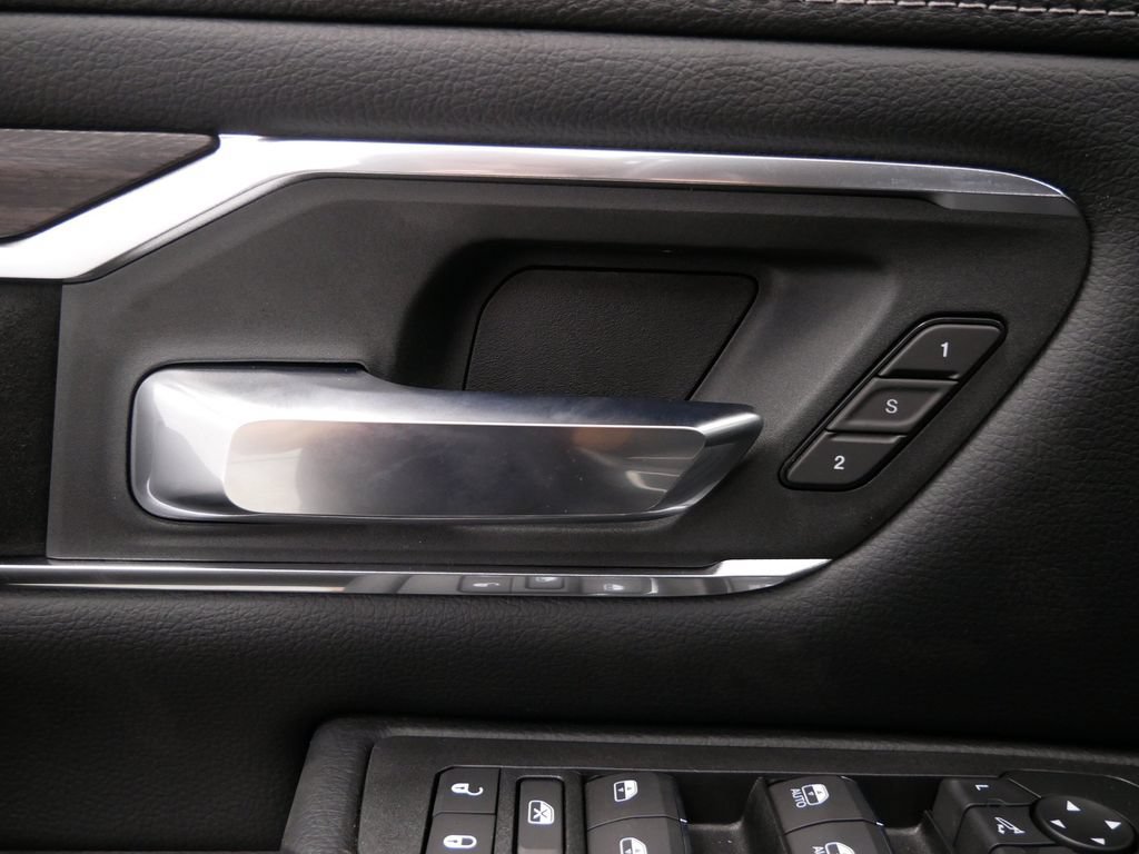 New 2026 RAM 1500 Laramie w/ Night Edition AWD/4WD image 20