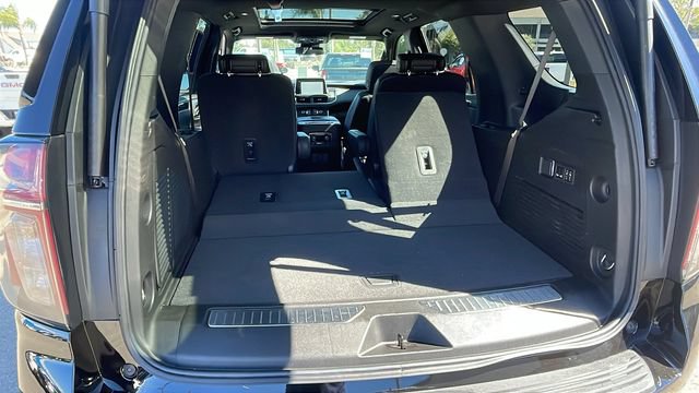 Used 2024 Chevrolet Tahoe RST w/ Sport Performance Package RWD image 33