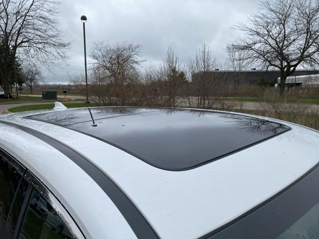 Used 2023 Acura MDX SH-AWD image 4