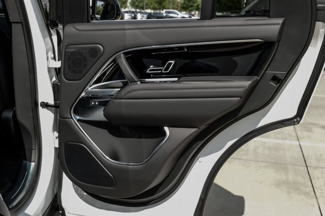 New 2026 Land Rover Range Rover SE AWD/4WD image 59
