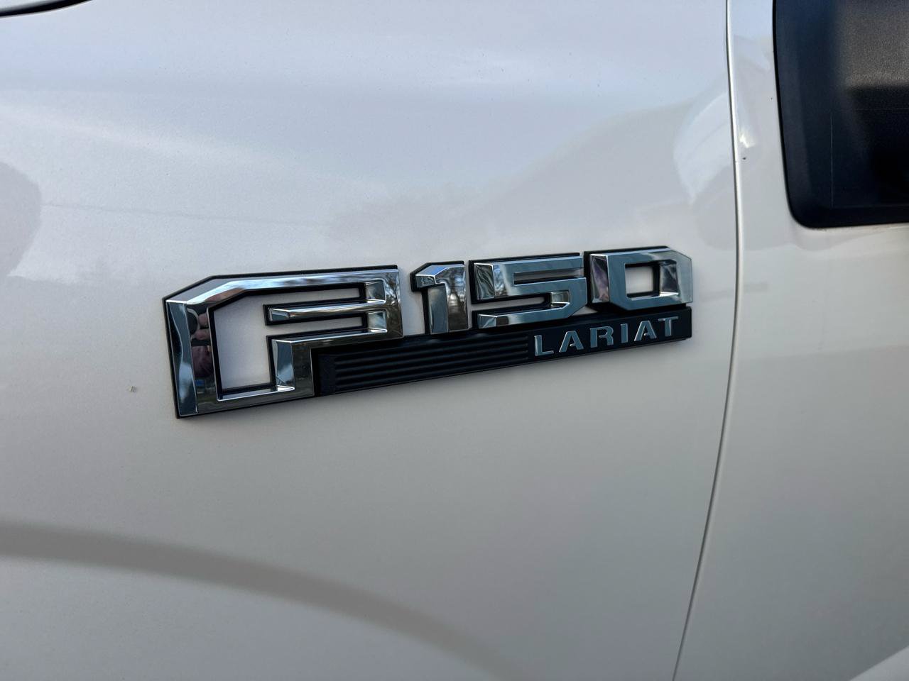 Used 2018 Ford F150 Lariat AWD/4WD image 7
