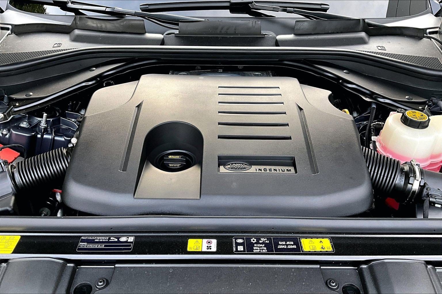 New 2026 Land Rover Range Rover SE image 13