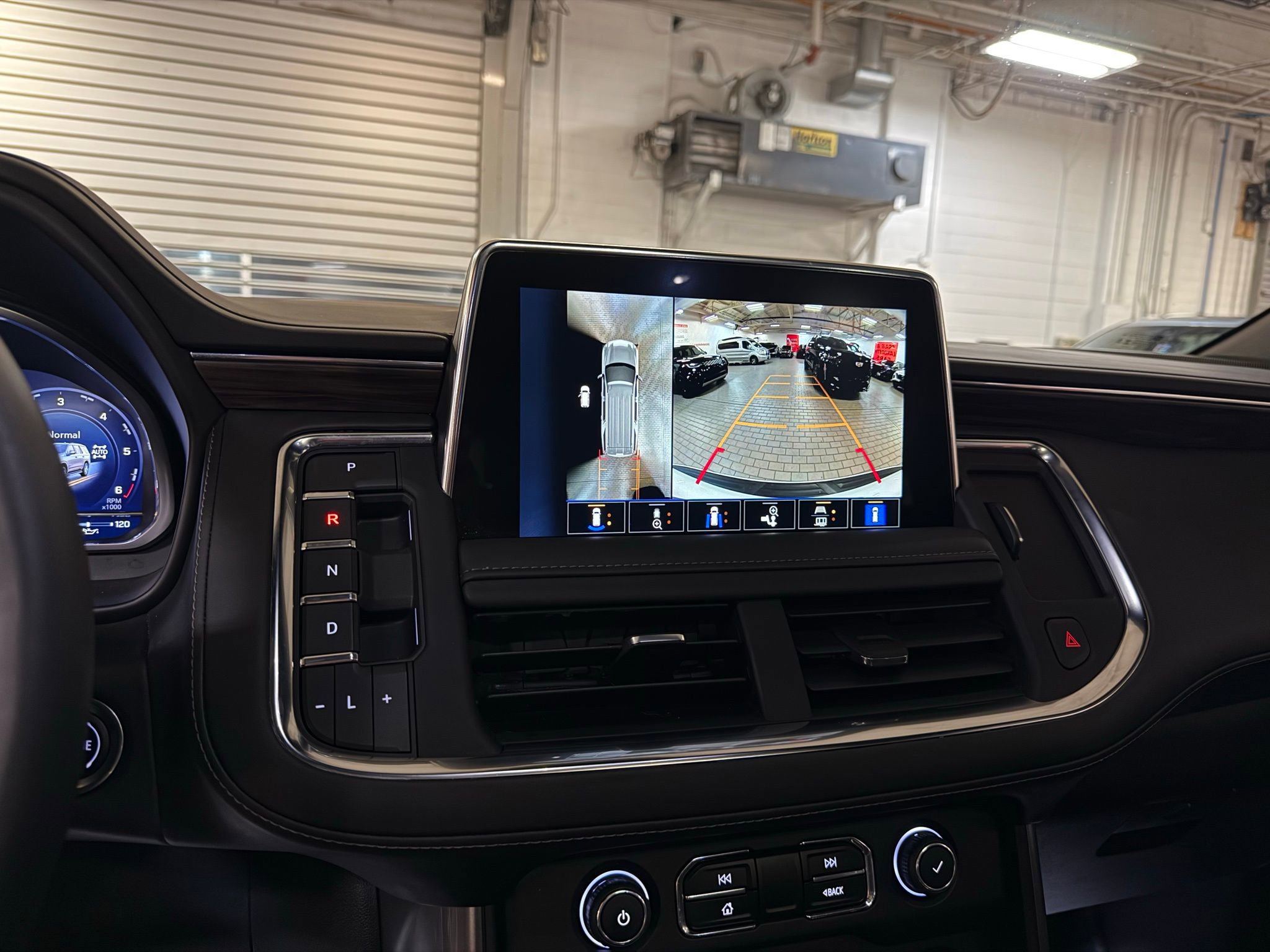 Used 2023 Chevrolet Tahoe Z71 image 54