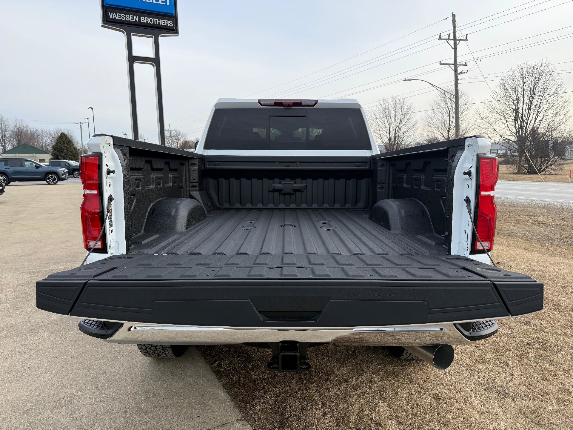 New 2026 Chevrolet Silverado 2500 LTZ w/ LTZ Premium Package AWD/4WD image 11