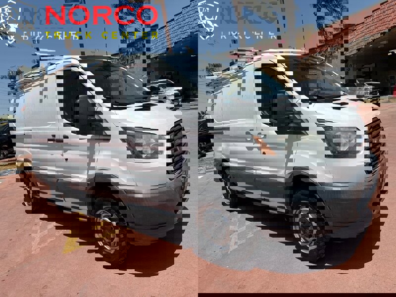 Used 2015 Ford Transit 250 130 Low Roof image 2